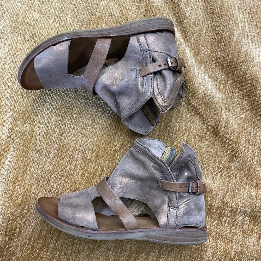Miz Mooz inside zip, open toe, size EU 37,
Leather sandal - Picture 6 of 9
